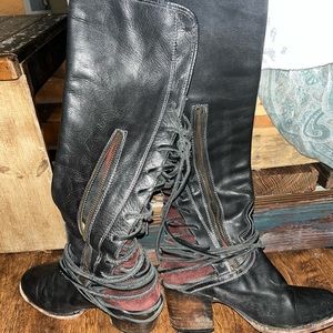 FREEBIRD BOOTS - COAL Size 8